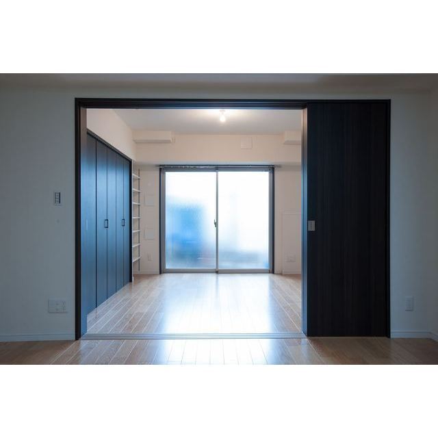 広々10.2帖LDKと6.6帖の洋室※写真は同タイプ別部屋