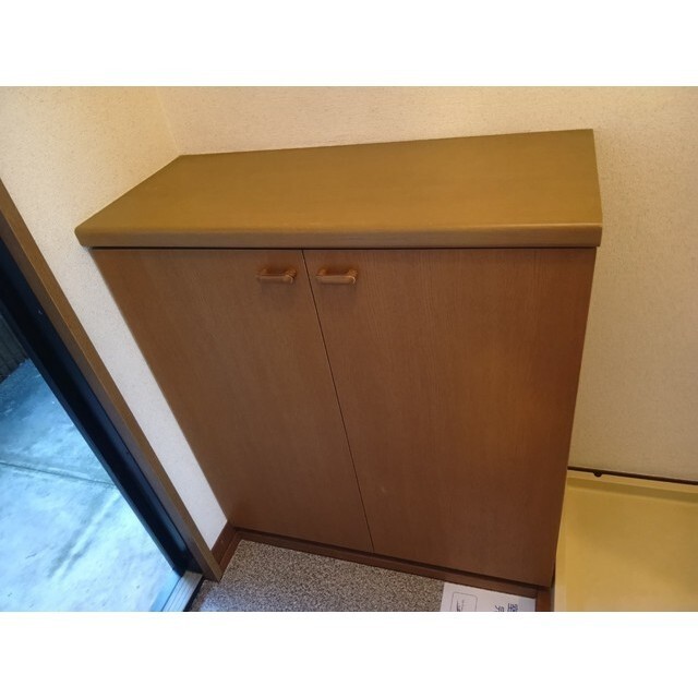 シューズボックス