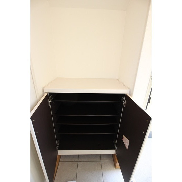 シューズボックス