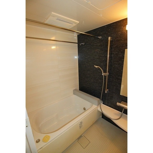 追焚・浴室暖房乾燥機付♪