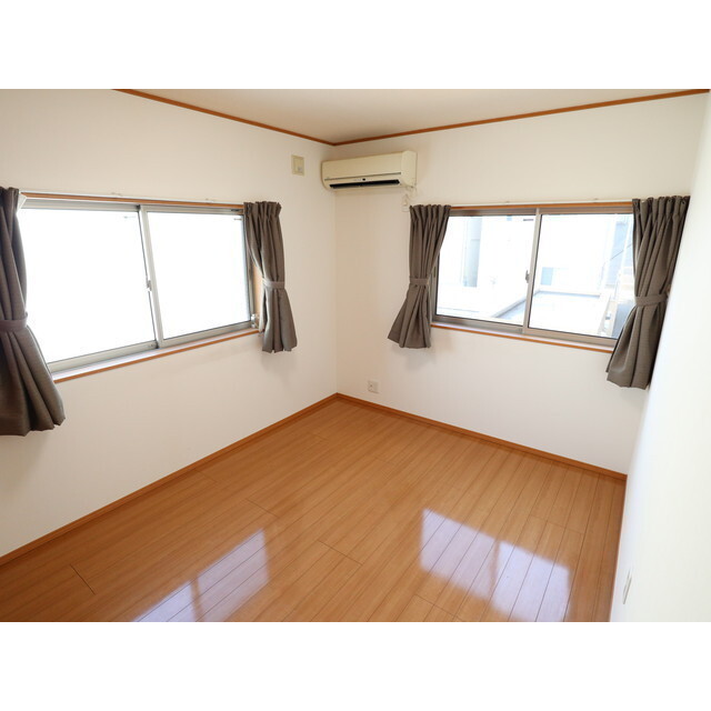 2階の洋室です!