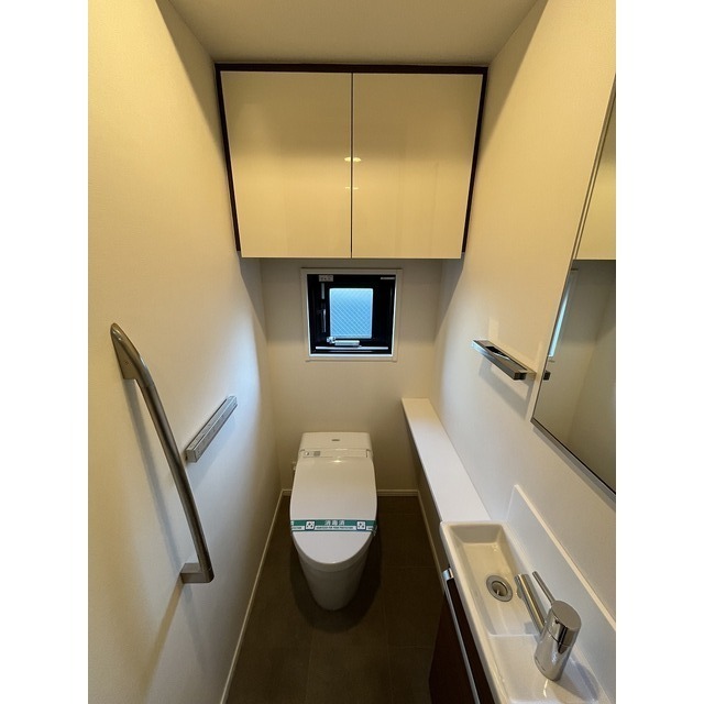 人気の温水洗浄暖房便座に手洗い場付★※現況優先。