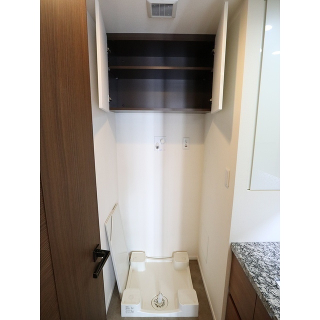 室内洗濯機置場です！※現況優先