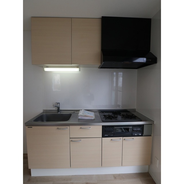 3口ガスコンロ・グリル付のシステムキッチン♪※現況優先