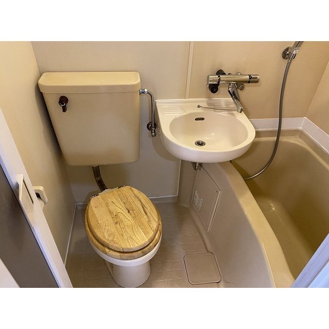 かわいいデザインのトイレです★※現況優先