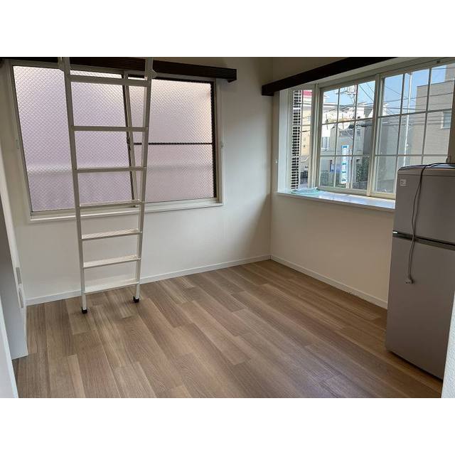 2面採光の明るいお部屋★