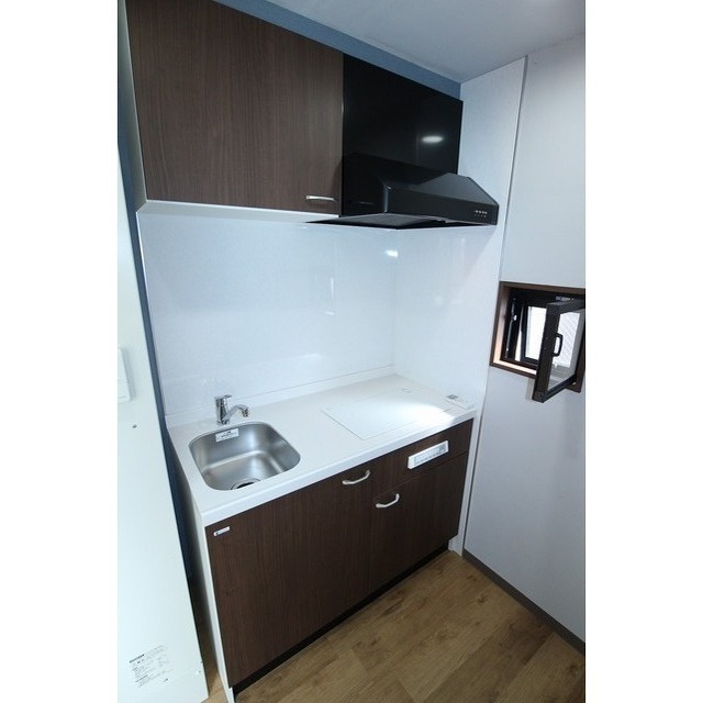 IHコンロ2口付きのシステムキッチンです。※現況優先