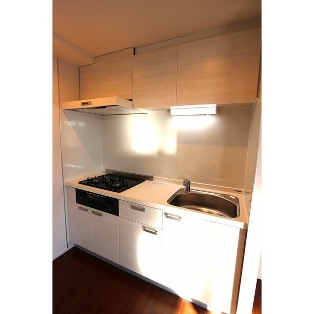 システムキッチン(3口ガスコンロ・グリル付)