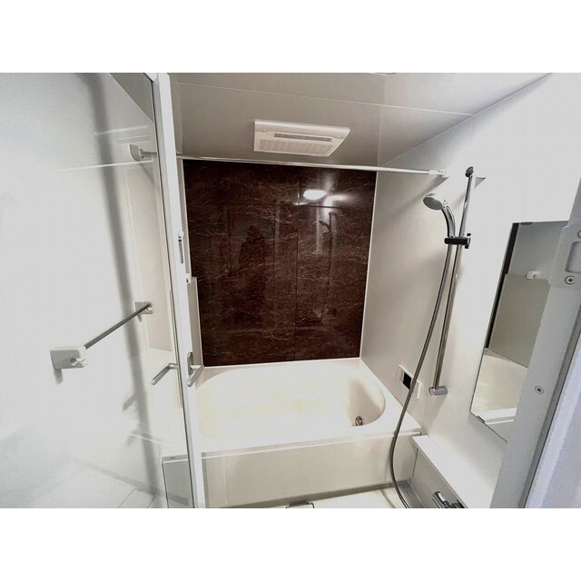 追焚機能・浴室暖房乾燥機付♪※写真は同間取りの別部屋