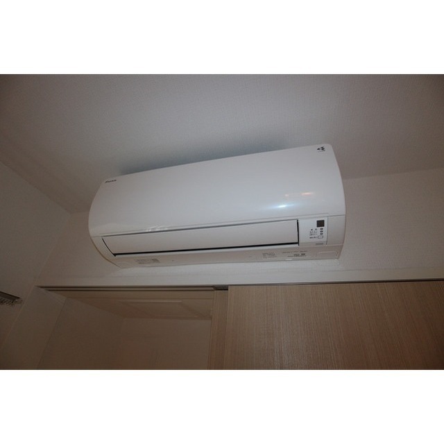 １年中快適に過ごせるエアコン付き☆※現況優先