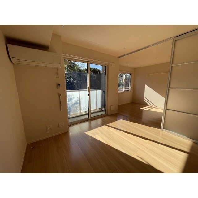 南西向のお部屋☆陽がよく入ります♪