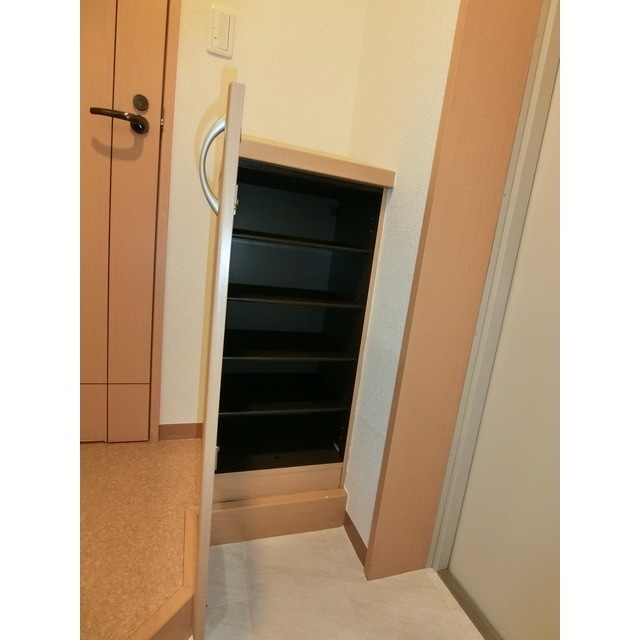 シューズボックス★※写真は別部屋。現況優先。