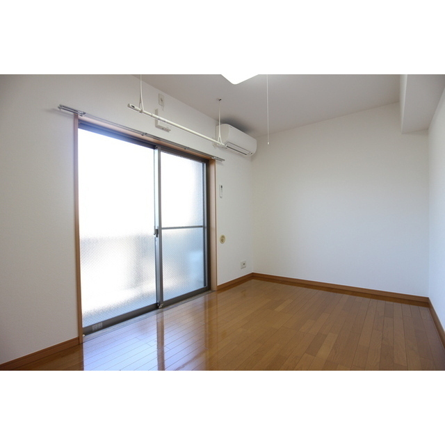 室内物干しはPID。写真は別部屋。現況優先。