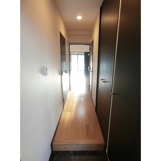 ※写真は反転タイプの別部屋。現況優先。