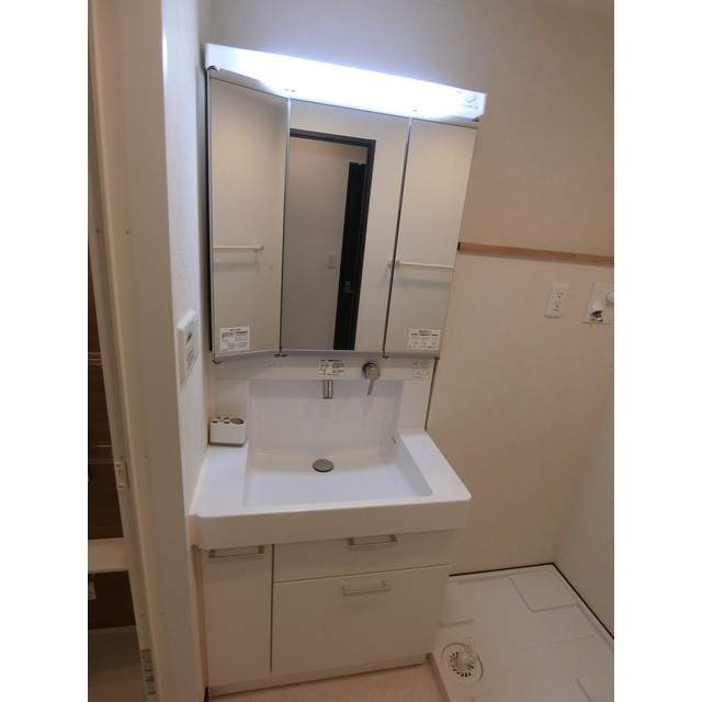 ※写真は反転タイプの別部屋。現況優先。