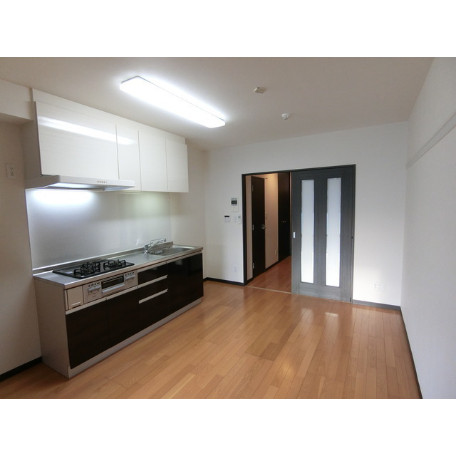 ※写真は反転タイプの別部屋。現況優先。