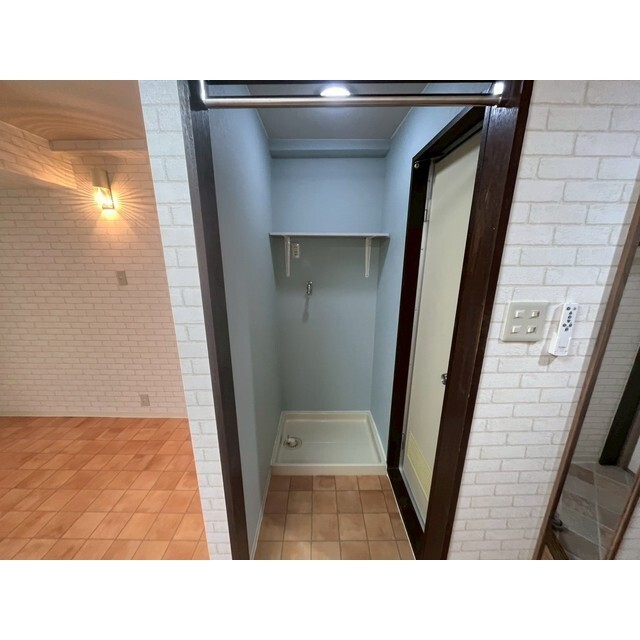 クロスが可愛い洗濯機置き場♪