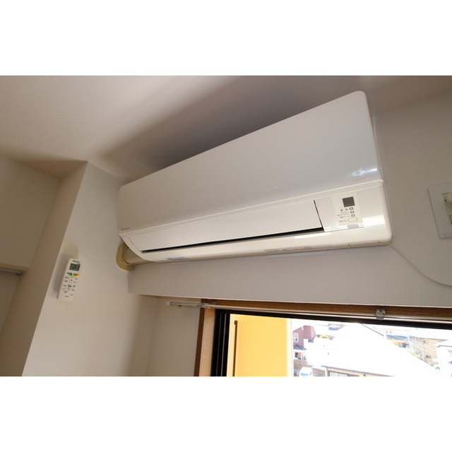 1年中快適に過ごせるエアコン付き☆※現況優先