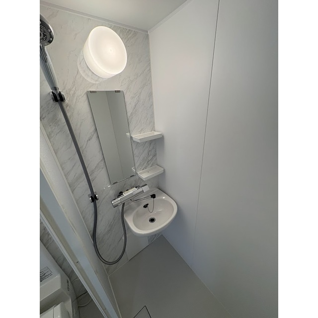 シャワールームにリフォーム予定★※写真は別部屋。現況優先。