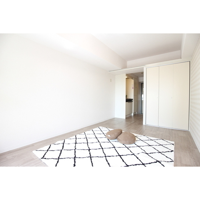 写真は別部屋。モデルルーム。現況優先。