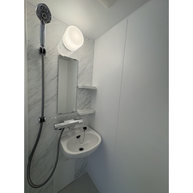 シャワールームにリフォーム予定★※写真は別部屋。現況優先。