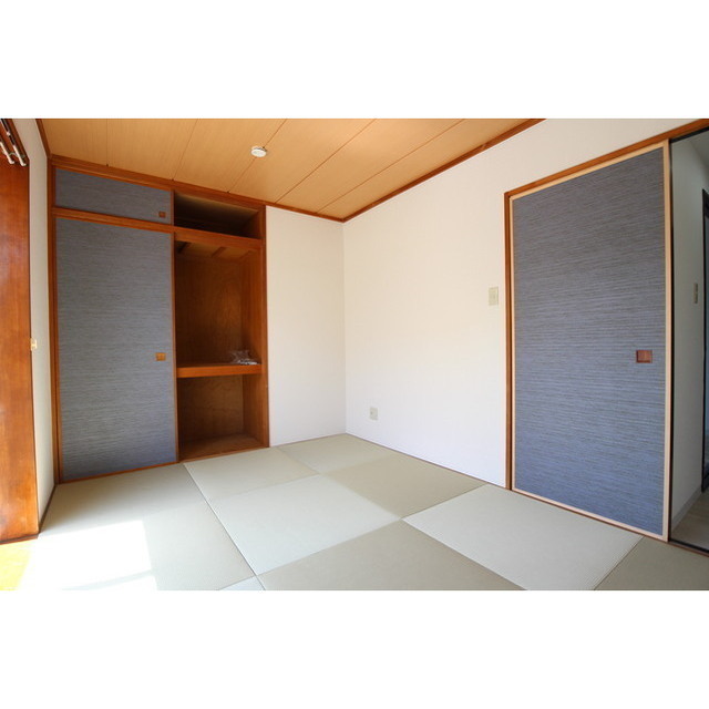 落ち着く空間です★和室のエアコンは残置物※現況優先