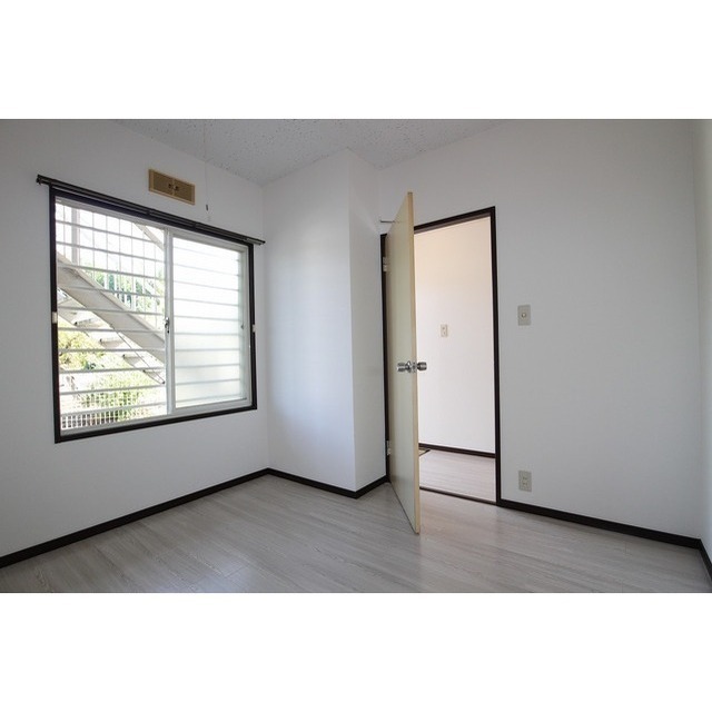 4.5帖の洋室です☆