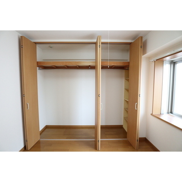 荷物の多い方にも嬉しいウォークインクローゼット☆※現況優先