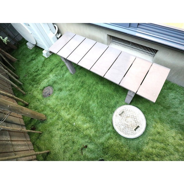 人口芝のバルコニー新設しました♪