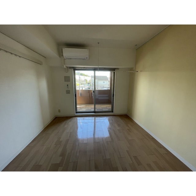 南東向きで日当たり良好！