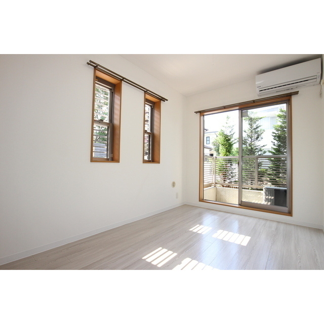 2面採光のお部屋★※現況優先