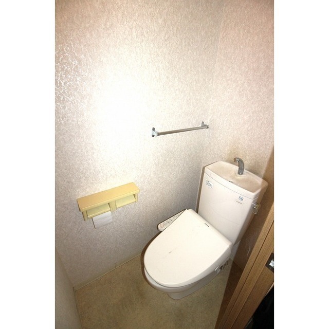 温水洗浄暖房便座☆