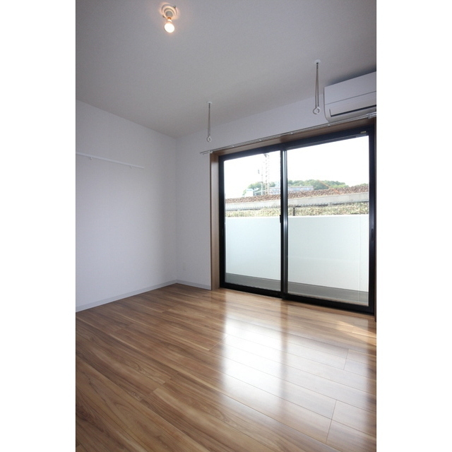 室内物干しがあります☆※新築時の写真・現況優先