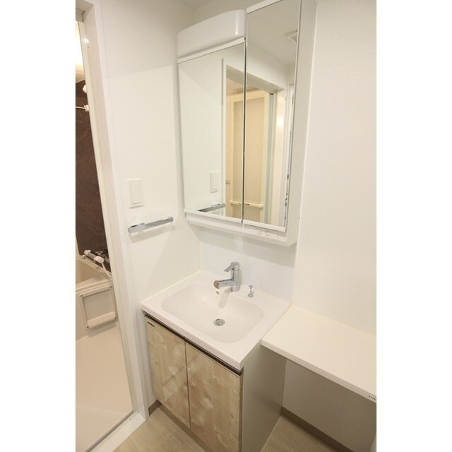 シャンプードレッサー付★※写真は別部屋。現況優先。