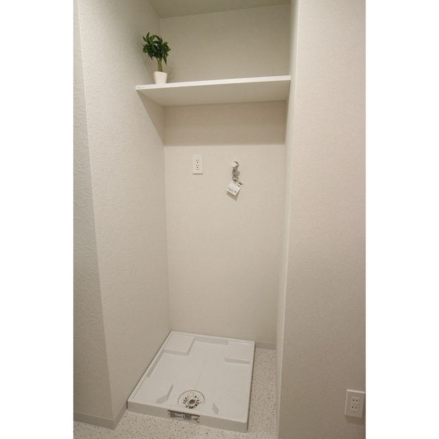 室内洗濯機置き場★※写真は別部屋。現況優先。