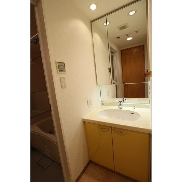 人気の独立洗面台♪