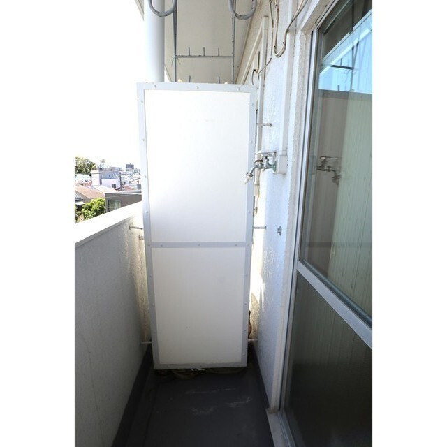 洗濯機置き場(室外)