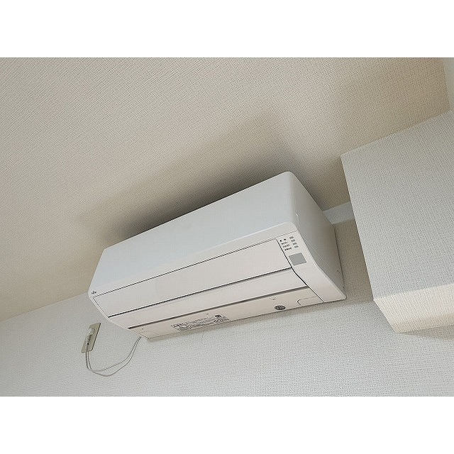 1年中快適に過ごせるエアコン付☆※現況優先