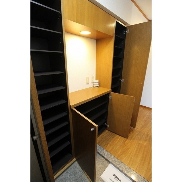 収納の多いシューズボックス☆※現況優先