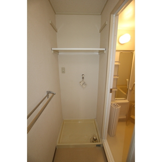 室内洗濯機置場です