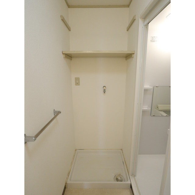 室内洗濯機置場です