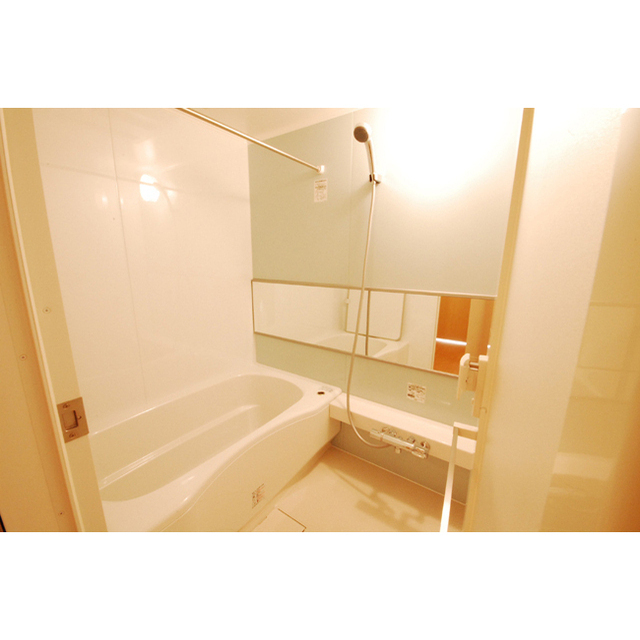 広めの浴室♪※写真は同タイプ別部屋