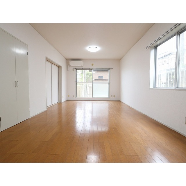 2面採光のお部屋★