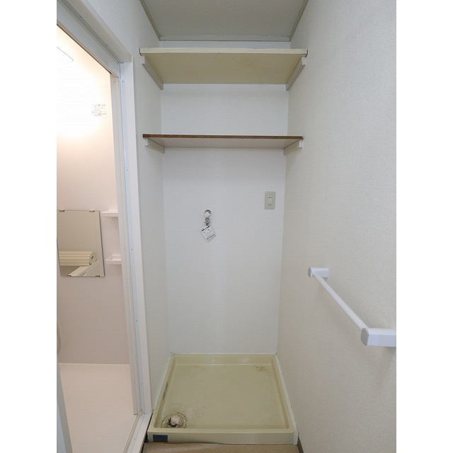 室内洗濯機置場です!