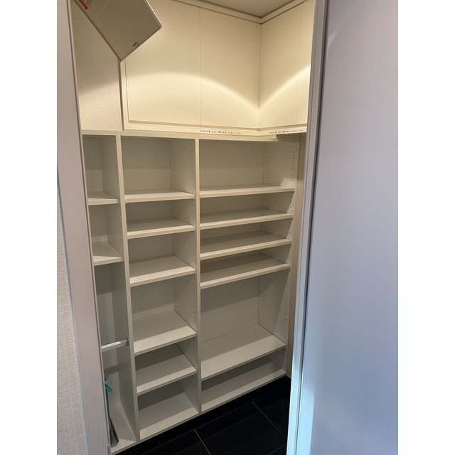 シューズクローゼットあり★