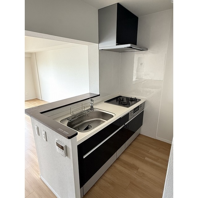 カウンターキッチンのため部屋を見渡すことができます★