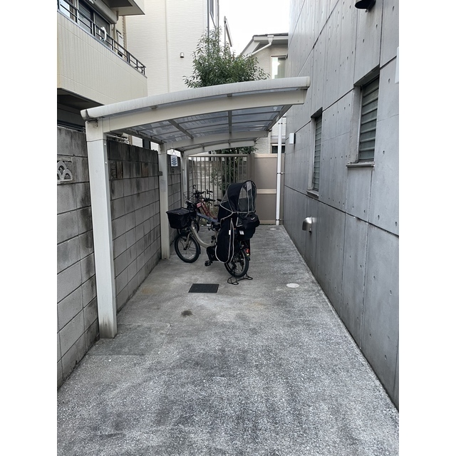 駐輪場※写真は同タイプ別のお部屋