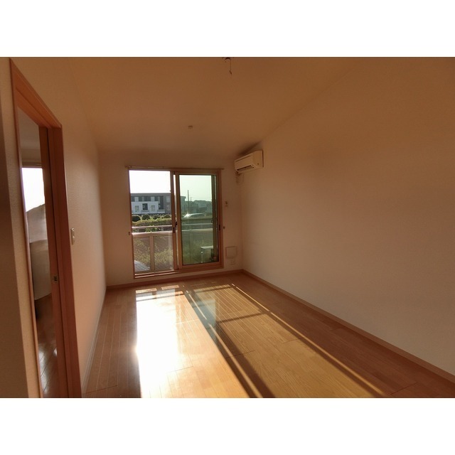 南西向きの角部屋です★※現況優先