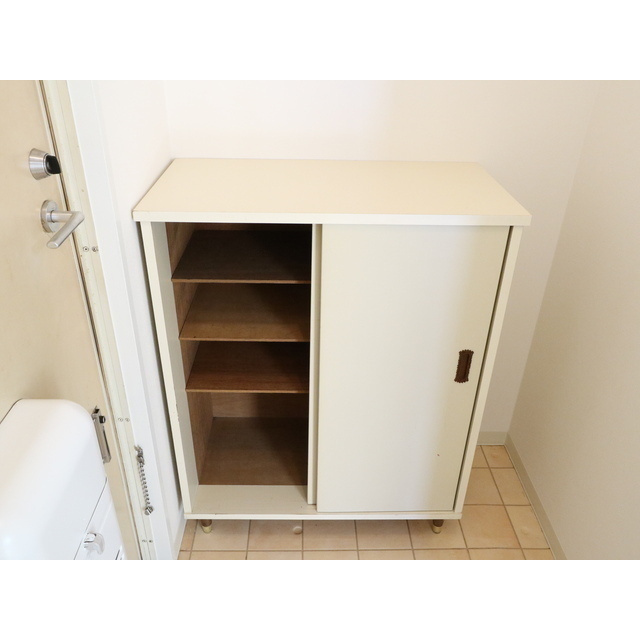 シューズボックスあり！玄関とDKの間にカーテンレール設置しました！目隠しできます♪