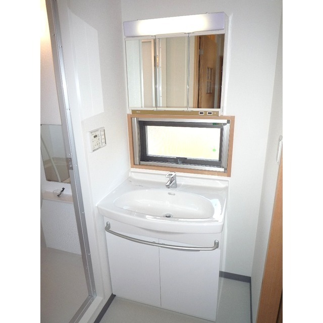 独立洗面台★★※写真は別部屋。現況優先。